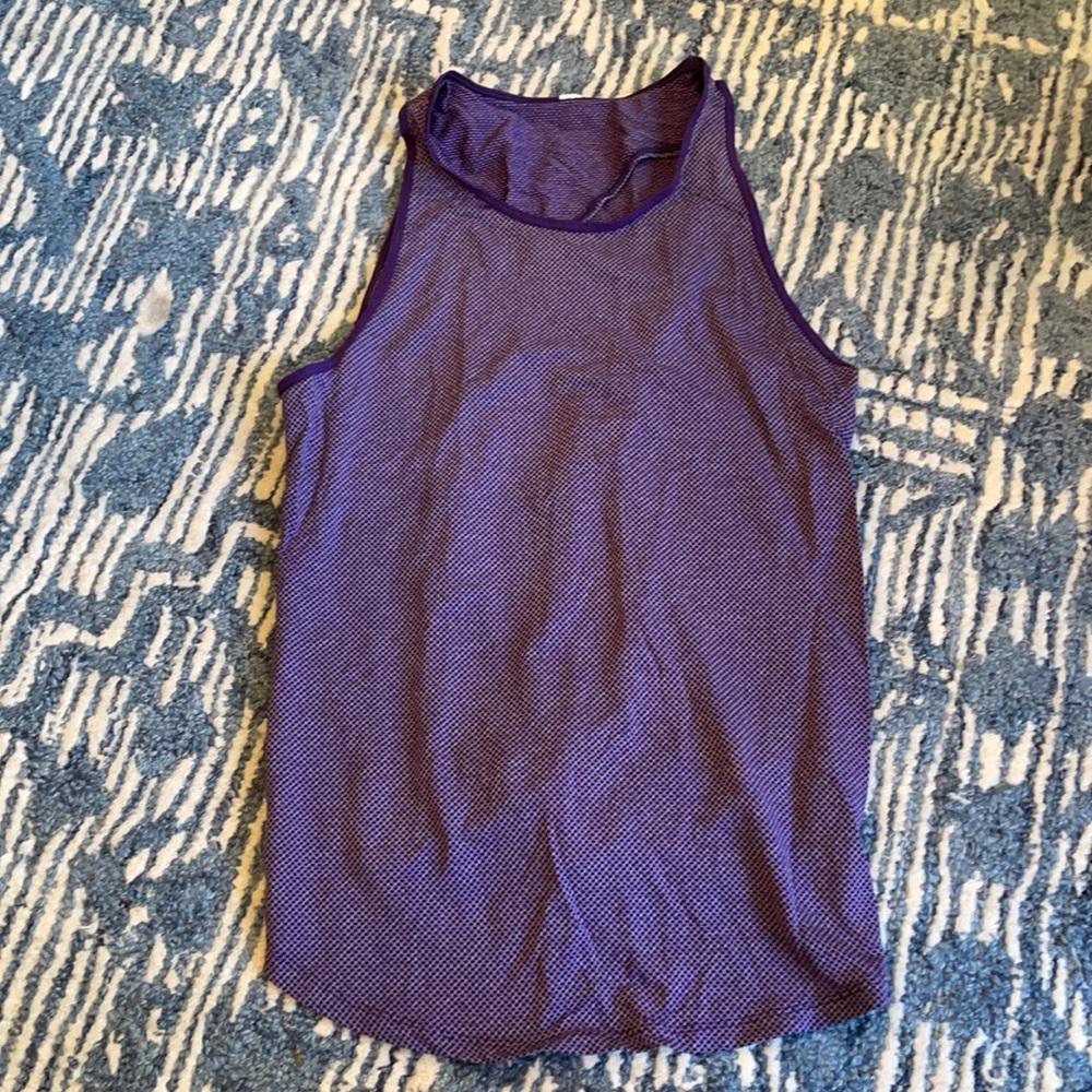 Women's Lululemon tank top!